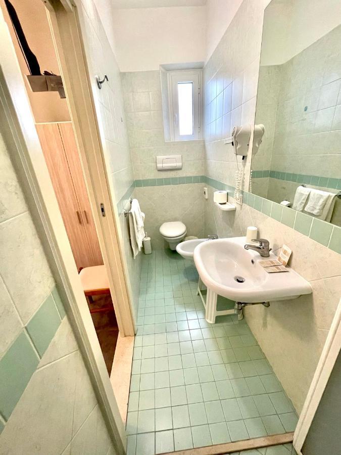 Hotel Ritter Cattolica Esterno foto