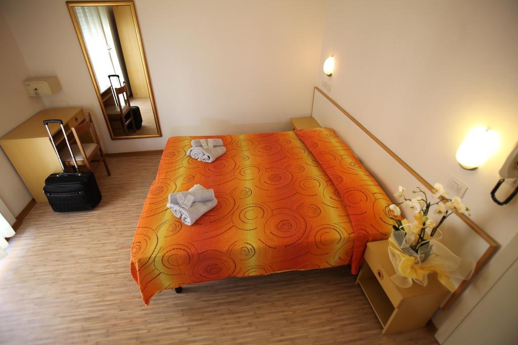 Hotel Ritter Cattolica Esterno foto